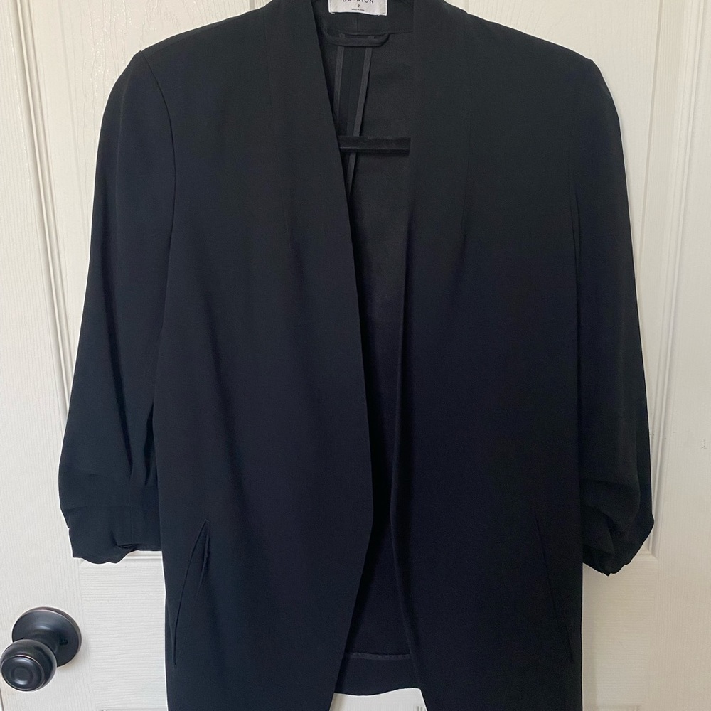 Aritzia Babaton Power Hip Blazer